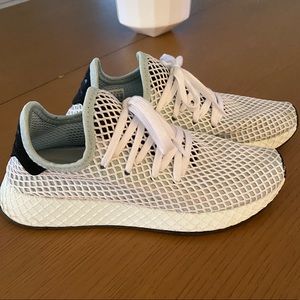 Adidas Deerupt sneaker
